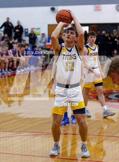 Thumbnail 3 in Ottawa-Glandorf vs Liberty-Benton (OHSAA Division 3 Region 10 District Semi Final) photogallery.
