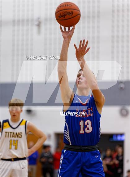 Thumbnail 2 in Ottawa-Glandorf vs Liberty-Benton (OHSAA Division 3 Region 10 District Semi Final) photogallery.