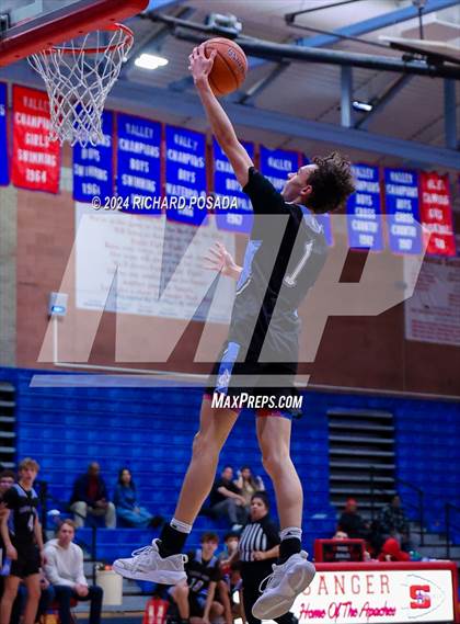 Thumbnail 3 in Clovis North vs. Bullard photogallery.