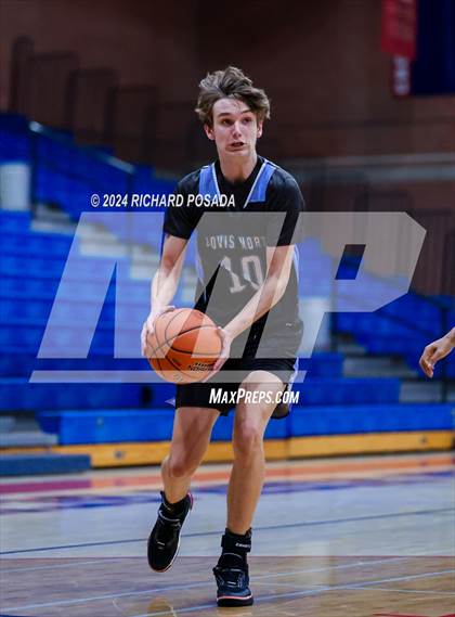 Thumbnail 3 in Clovis North vs. Bullard photogallery.