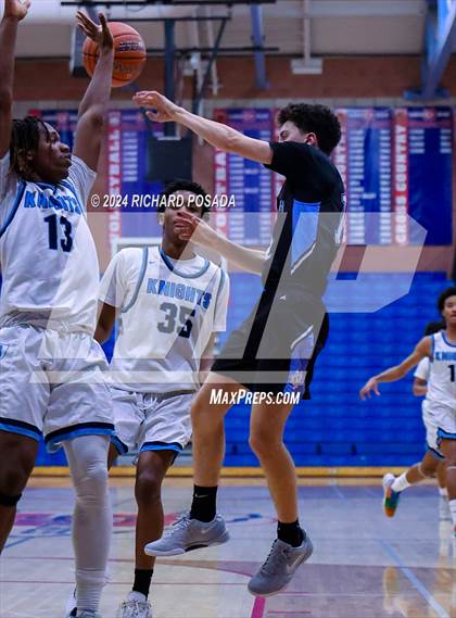 Thumbnail 2 in Clovis North vs. Bullard photogallery.