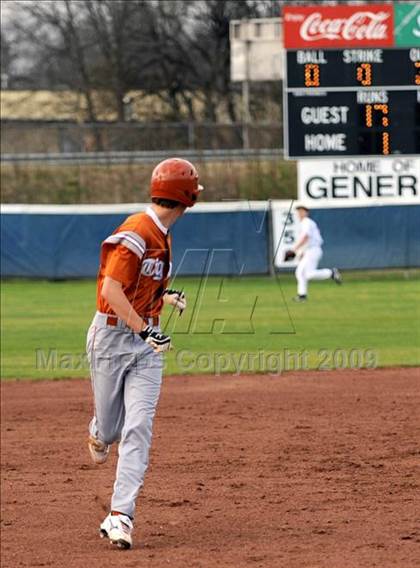 Thumbnail 1 in Grissom @ Lee photogallery.