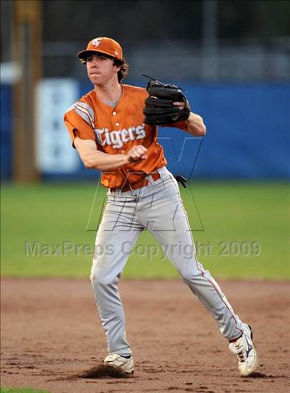 Thumbnail 3 in Grissom @ Lee photogallery.