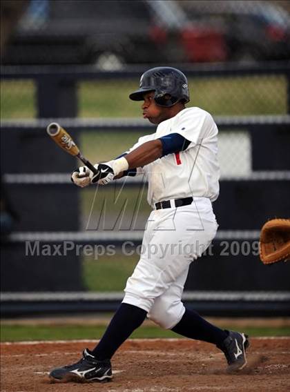 Thumbnail 3 in Grissom @ Lee photogallery.