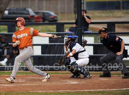 Thumbnail 2 in Grissom @ Lee photogallery.
