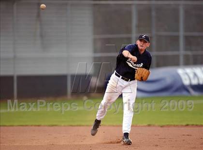 Thumbnail 2 in Grissom @ Lee photogallery.