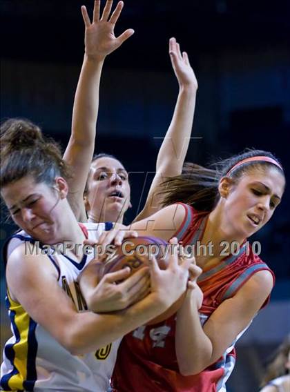 Thumbnail 3 in East Longmeadow vs Andover (MIAA Division 1 Final) photogallery.