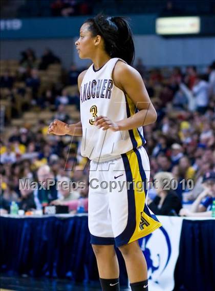 Thumbnail 1 in East Longmeadow vs Andover (MIAA Division 1 Final) photogallery.