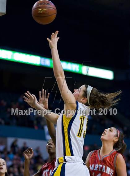 Thumbnail 1 in East Longmeadow vs Andover (MIAA Division 1 Final) photogallery.