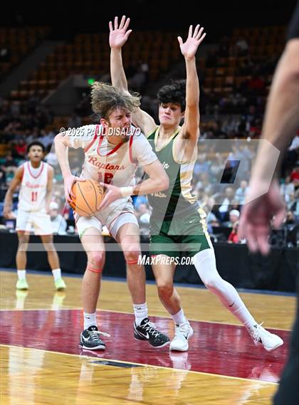 Thumbnail 1 in Mountain Vista @ Eaglecres (CHSAA 6A Final Four) photogallery.