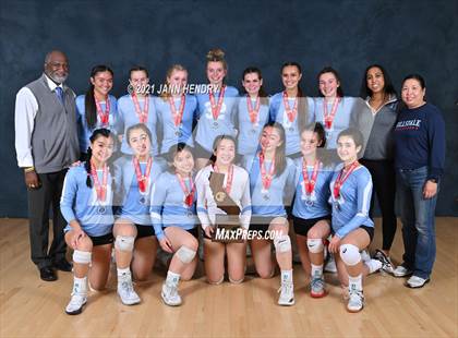 Thumbnail 3 in Hillsdale (CIF State D1 Awards) photogallery.