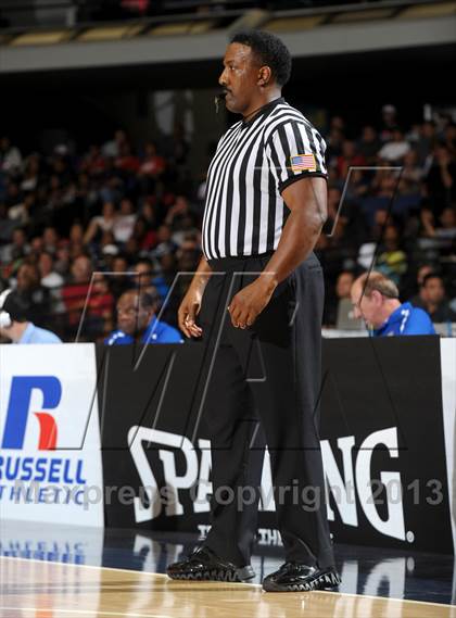 Thumbnail 2 in Mater Dei vs. Etiwanda (CIF SS D1AA Final) photogallery.