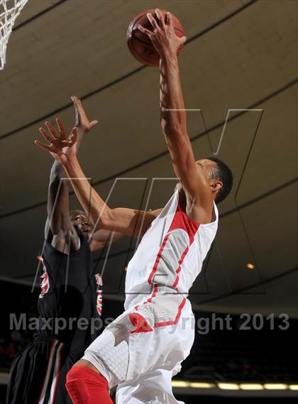 Thumbnail 1 in Mater Dei vs. Etiwanda (CIF SS D1AA Final) photogallery.