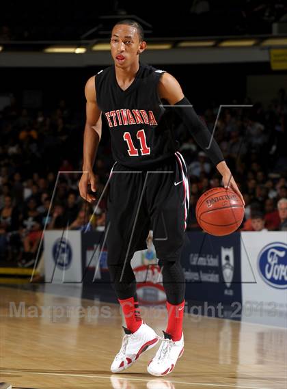 Thumbnail 3 in Mater Dei vs. Etiwanda (CIF SS D1AA Final) photogallery.
