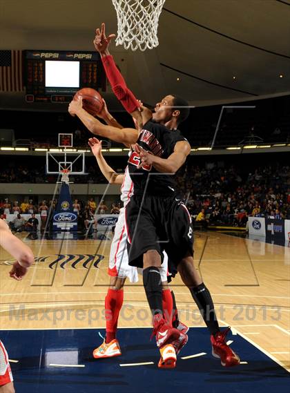Thumbnail 2 in Mater Dei vs. Etiwanda (CIF SS D1AA Final) photogallery.