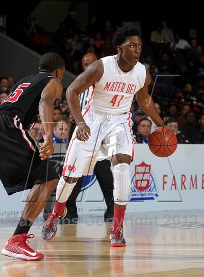 Thumbnail 2 in Mater Dei vs. Etiwanda (CIF SS D1AA Final) photogallery.