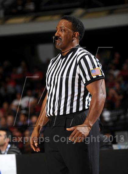 Thumbnail 1 in Mater Dei vs. Etiwanda (CIF SS D1AA Final) photogallery.