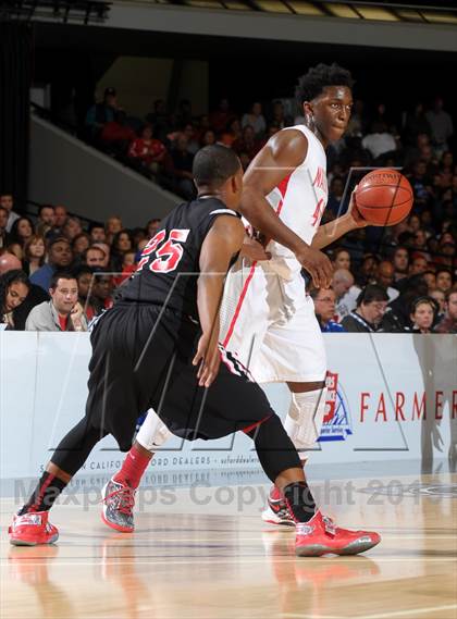 Thumbnail 2 in Mater Dei vs. Etiwanda (CIF SS D1AA Final) photogallery.