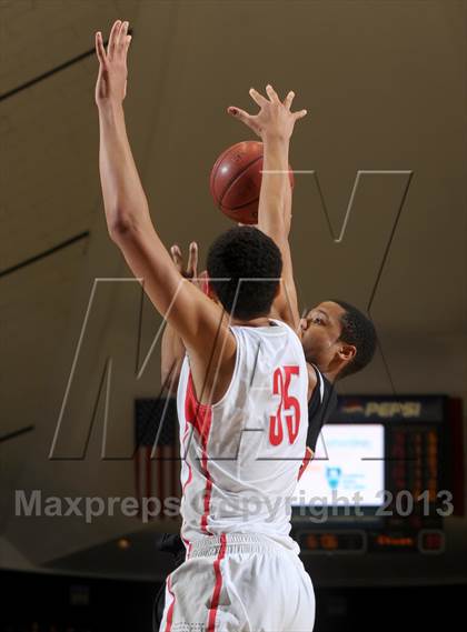Thumbnail 2 in Mater Dei vs. Etiwanda (CIF SS D1AA Final) photogallery.