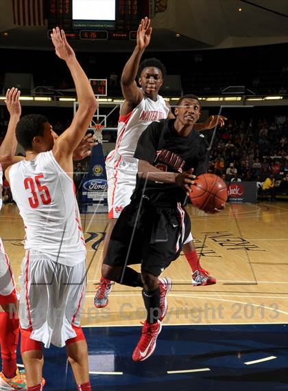 Thumbnail 1 in Mater Dei vs. Etiwanda (CIF SS D1AA Final) photogallery.