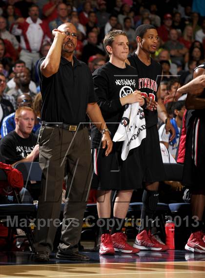 Thumbnail 2 in Mater Dei vs. Etiwanda (CIF SS D1AA Final) photogallery.
