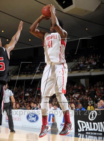 Thumbnail 2 in Mater Dei vs. Etiwanda (CIF SS D1AA Final) photogallery.