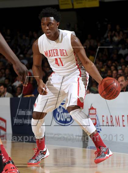 Thumbnail 2 in Mater Dei vs. Etiwanda (CIF SS D1AA Final) photogallery.