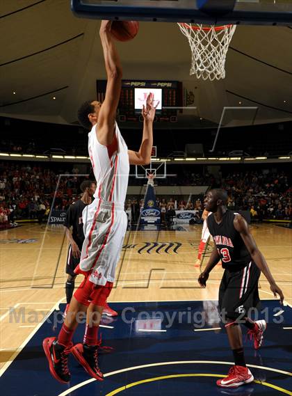 Thumbnail 2 in Mater Dei vs. Etiwanda (CIF SS D1AA Final) photogallery.