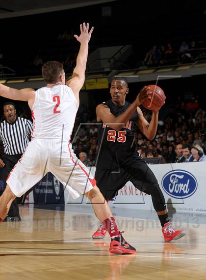 Thumbnail 2 in Mater Dei vs. Etiwanda (CIF SS D1AA Final) photogallery.