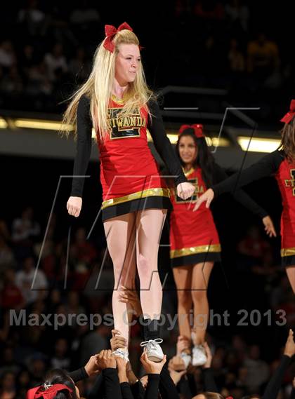 Thumbnail 3 in Mater Dei vs. Etiwanda (CIF SS D1AA Final) photogallery.