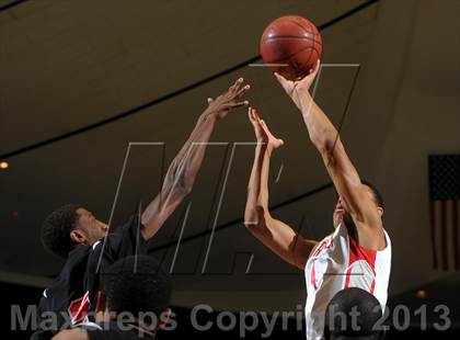 Thumbnail 3 in Mater Dei vs. Etiwanda (CIF SS D1AA Final) photogallery.