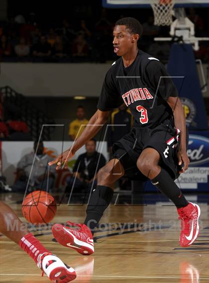 Thumbnail 2 in Mater Dei vs. Etiwanda (CIF SS D1AA Final) photogallery.