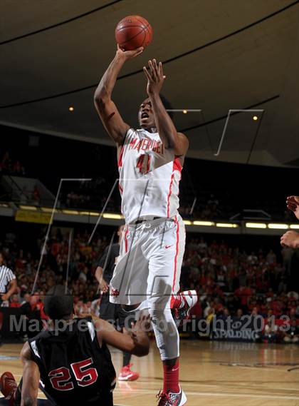 Thumbnail 3 in Mater Dei vs. Etiwanda (CIF SS D1AA Final) photogallery.