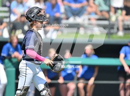 Thumbnail 2 in Broomfield vs. Cherokee Trail (CHSAA 5A State 1st Round) photogallery.