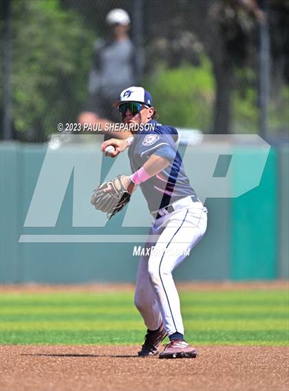 Thumbnail 1 in Broomfield vs. Cherokee Trail (CHSAA 5A State 1st Round) photogallery.