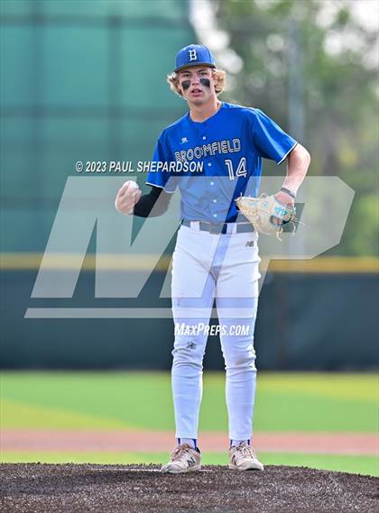 Thumbnail 3 in Broomfield vs. Cherokee Trail (CHSAA 5A State 1st Round) photogallery.