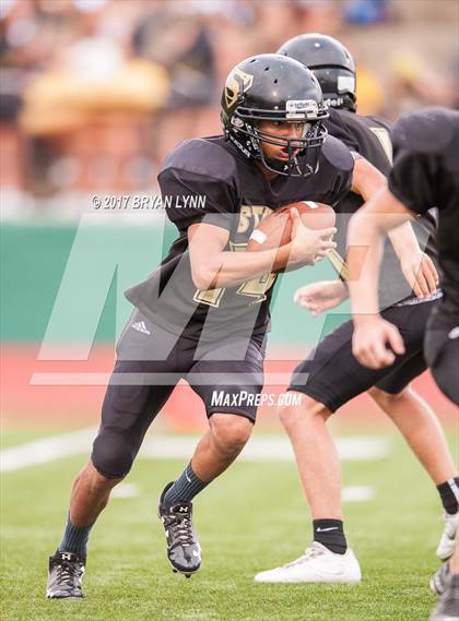 Thumbnail 3 in Knoxville Catholic vs Stone Memorial photogallery.