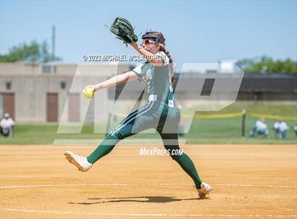 Thumbnail 3 in Carle Place vs. Seaford (NYSPHSAA Section VIII Class B Final Game 1) photogallery.