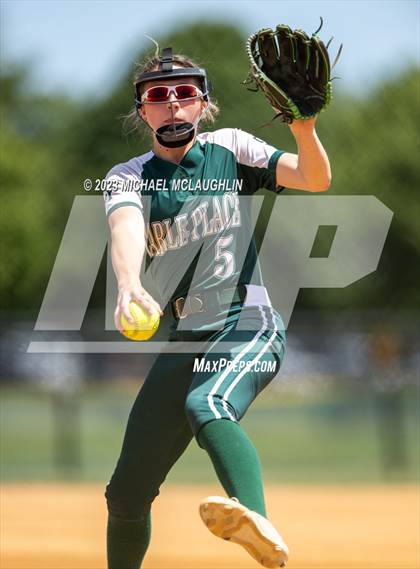 Thumbnail 1 in Carle Place vs. Seaford (NYSPHSAA Section VIII Class B Final Game 1) photogallery.