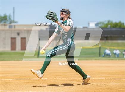 Thumbnail 2 in Carle Place vs. Seaford (NYSPHSAA Section VIII Class B Final Game 1) photogallery.