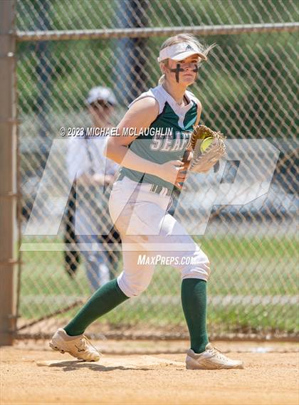 Thumbnail 2 in Carle Place vs. Seaford (NYSPHSAA Section VIII Class B Final Game 1) photogallery.