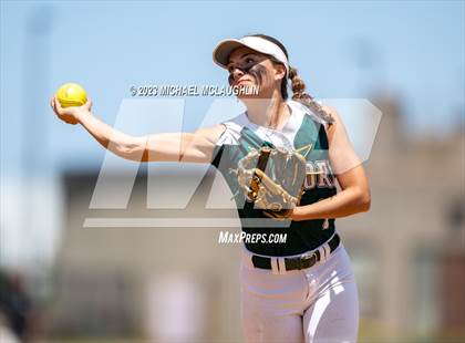 Thumbnail 1 in Carle Place vs. Seaford (NYSPHSAA Section VIII Class B Final Game 1) photogallery.