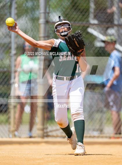 Thumbnail 1 in Carle Place vs. Seaford (NYSPHSAA Section VIII Class B Final Game 1) photogallery.