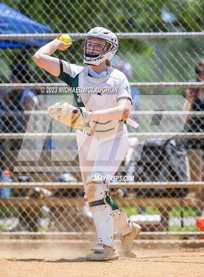 Thumbnail 1 in Carle Place vs. Seaford (NYSPHSAA Section VIII Class B Final Game 1) photogallery.