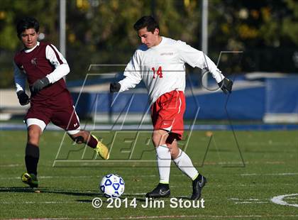 Thumbnail 1 in Jamesville-DeWitt vs. East Hampton (NYSPHSAA Class A Semifinal) photogallery.