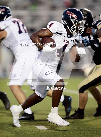 Thumbnail 2 in Ryan vs Fossil Ridge photogallery.