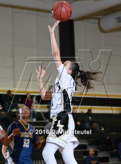 Thumbnail 3 in Inderkum @ Rio Linda photogallery.