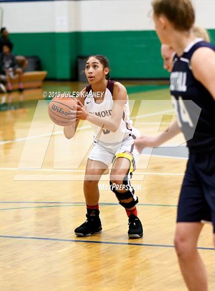 Thumbnail 3 in Dimond vs Foothill (Gator Winter Classic) photogallery.