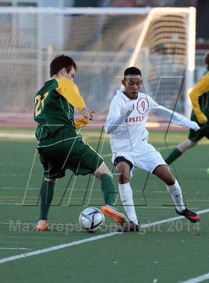 Thumbnail 2 in San Ramon Valley @ Berkeley (CIF NCS Playoff) photogallery.