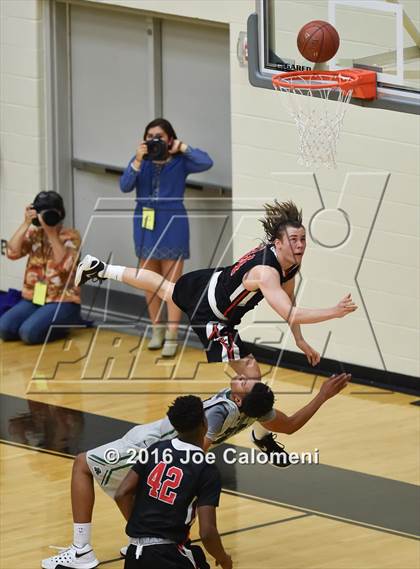 Thumbnail 2 in Reagan [Ronald] vs Churchill (Littleton Gym) photogallery.
